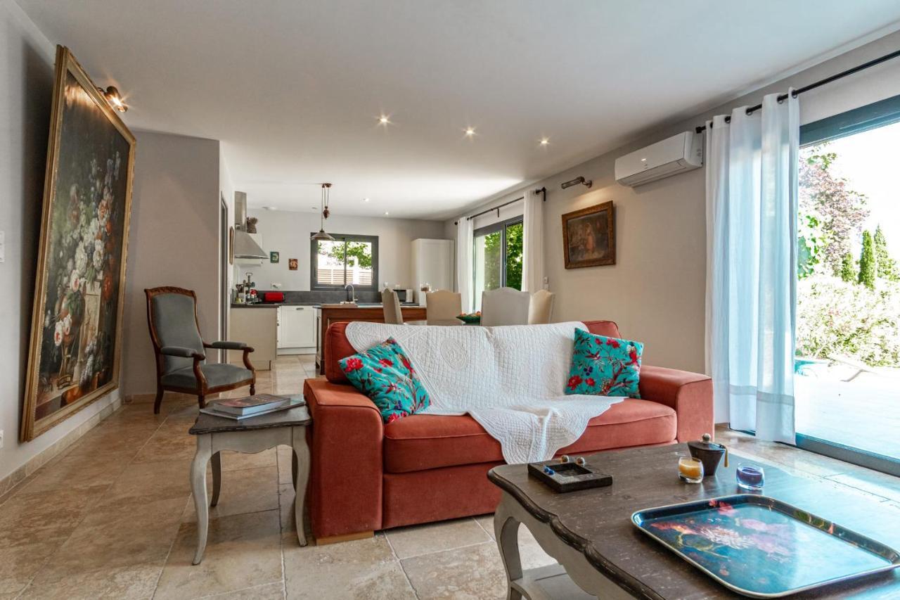 LʼIsle-sur-la-Sorgue La Verdiere - Contemporary House With Garden And Private Pool المظهر الخارجي الصورة